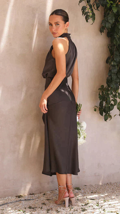 Lanna - Glänzendes Maxileid | Elegantes Abendkleid | Schick