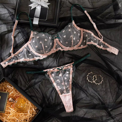 Veronica - Transparentes Dessous-Set mit zartem Mustern