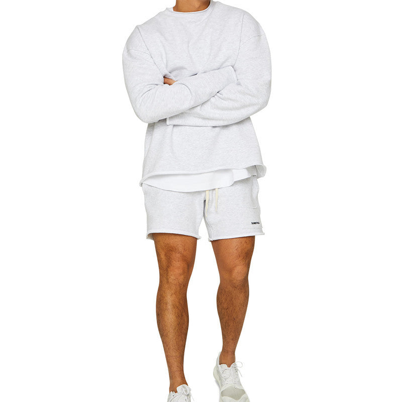 "Downtown Duality" - Abito in 2 pezzi con pantaloncini e maglione oversize