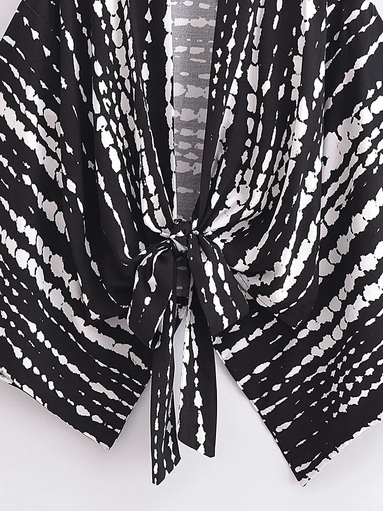 Dina - Vintage Kimono mit buntem Druck