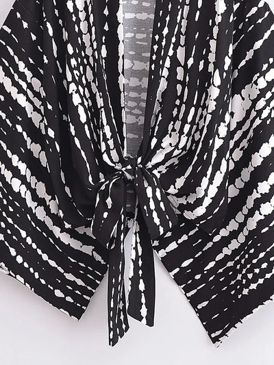 Dina - Vintage Kimono mit buntem Druck