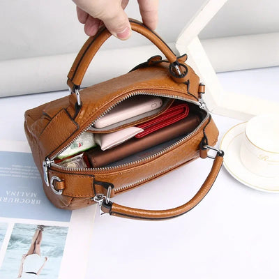 Ellen | Elegante Lederhandtasche mit Krokodilmotiv