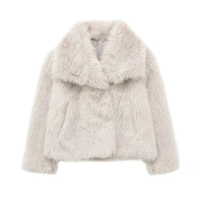 Mari | Luxuriöse Flauschige Jacke