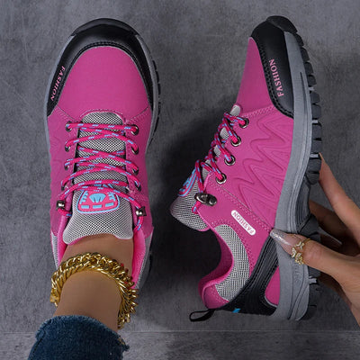 Sally - Bequeme wasserdichte Frauen Wanderstiefel mit Signature-Sohle