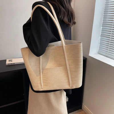 Imane | Vintage Umhängetasche aus braunem Leder mit Hakendruck