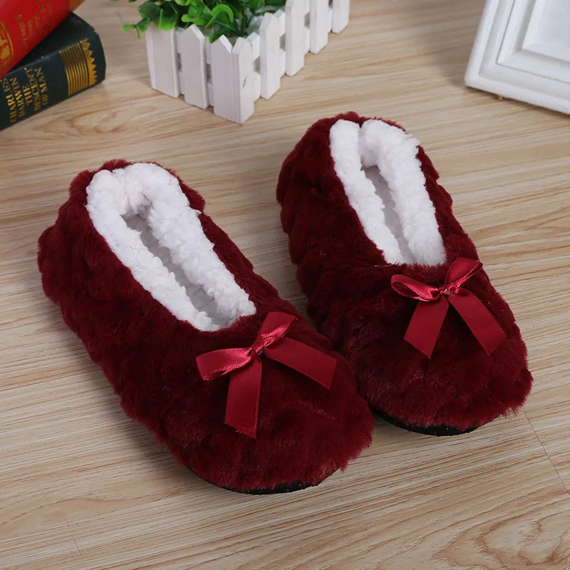 Juli - Warme Winterpantoffeln