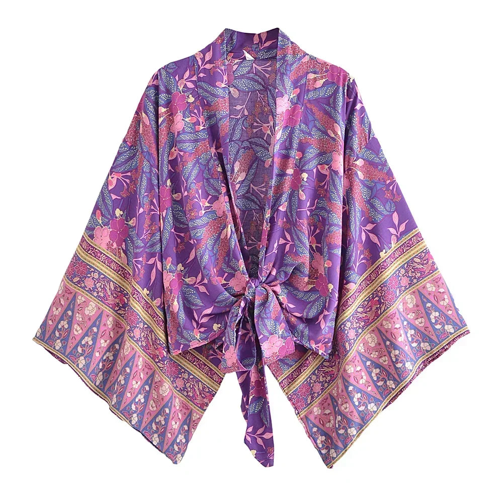 Dina - Vintage Kimono mit buntem Druck