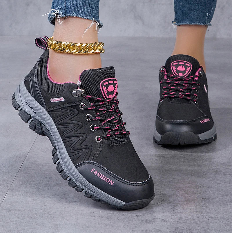 Sally - Bequeme wasserdichte Frauen Wanderstiefel mit Signature-Sohle