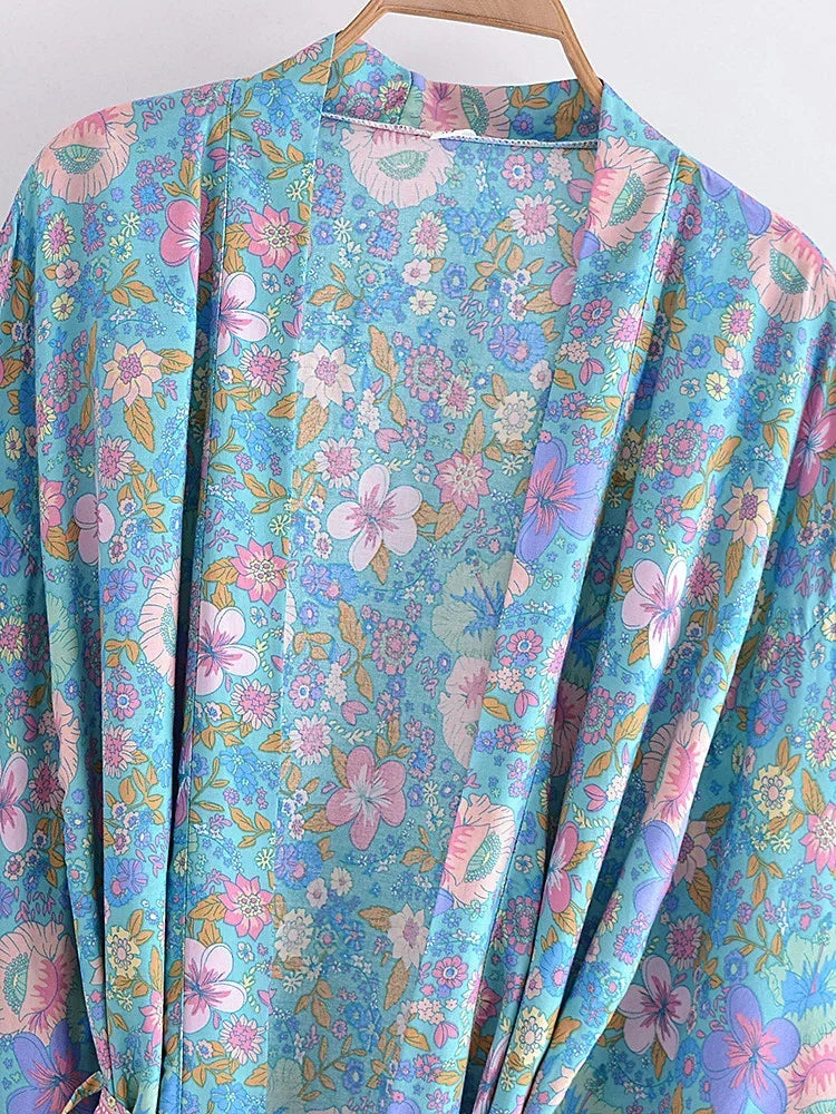 Hana - Vintage Kimono mit buntem Druck