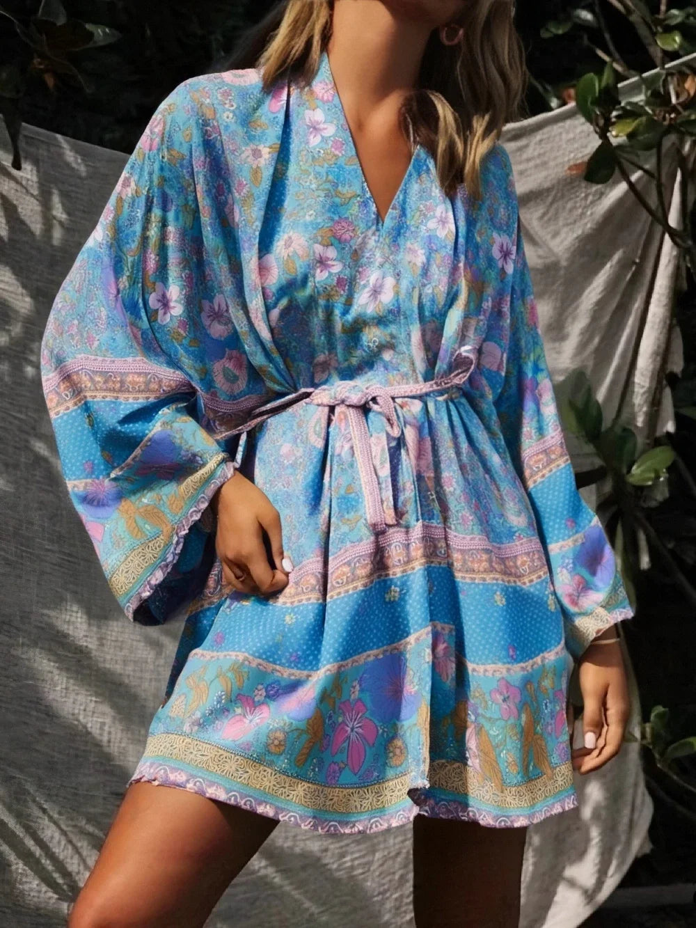 Hana - Vintage Kimono mit buntem Druck