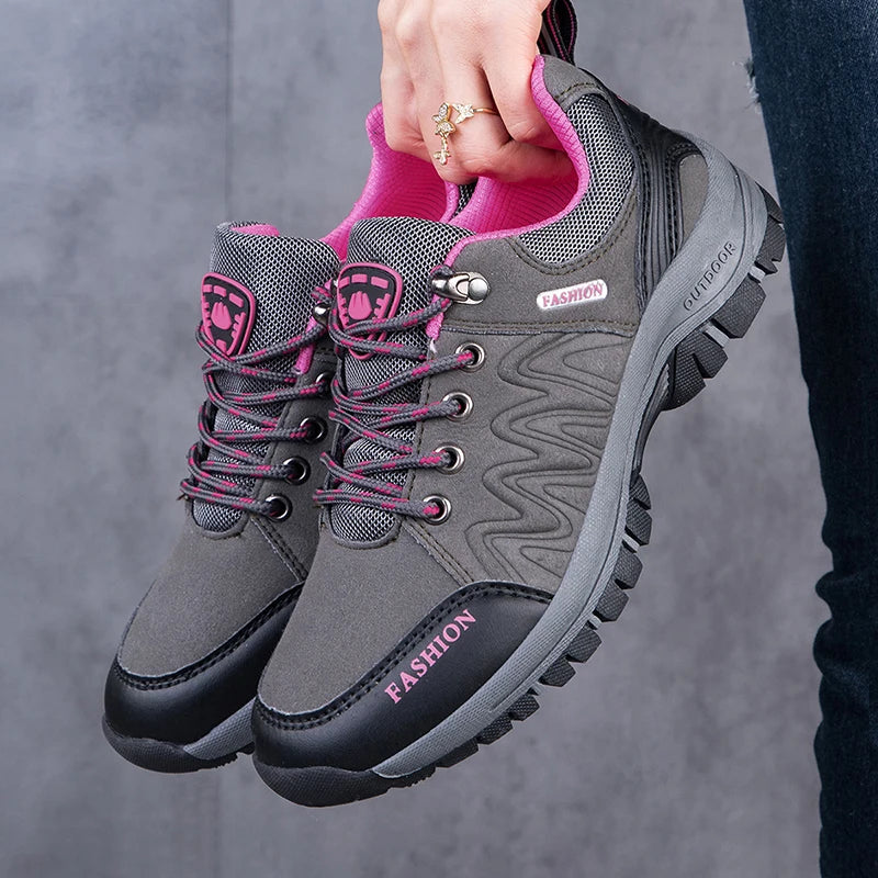 Sally - Bequeme wasserdichte Frauen Wanderstiefel mit Signature-Sohle