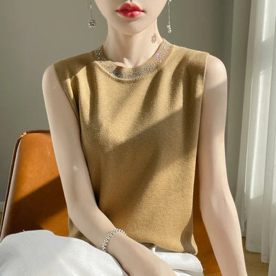 Nadia - Armlose Oberteile