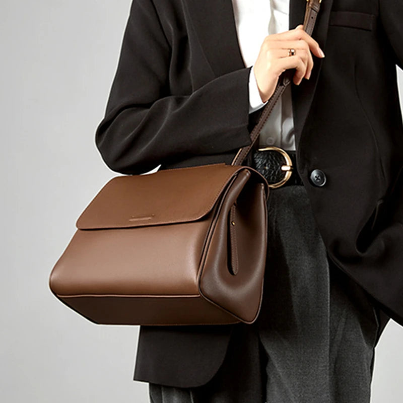 Tassie - Fashionista Schultertasche