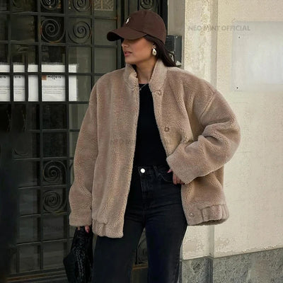 Nura - Warmer Winter Teddy-Mantel