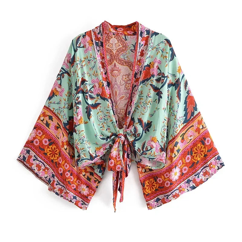 Dina - Vintage Kimono mit buntem Druck