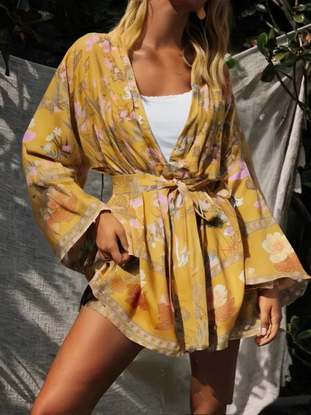 Dina - Lang Vintage Kimono mit buntem Druck