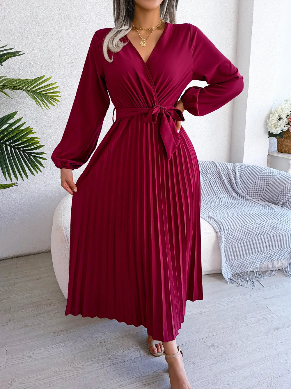 Daisy - Damen V-Ausschnitt Plissiertes Maxikleid Langarm