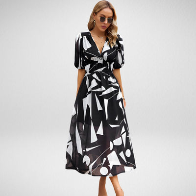 Hélène | Charmante robe col V